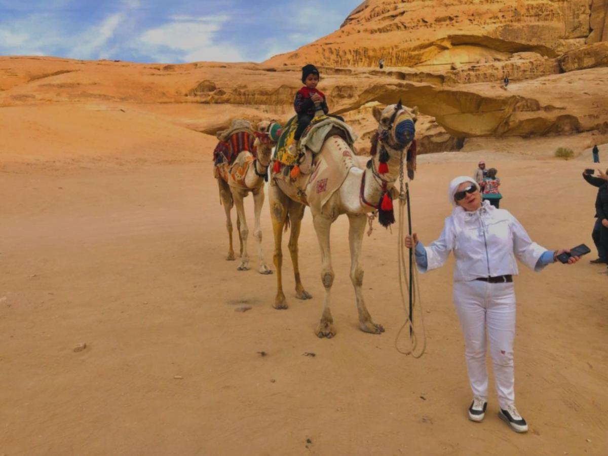 Star Camp & With Tor Hotell Wadi Rum Exteriör bild