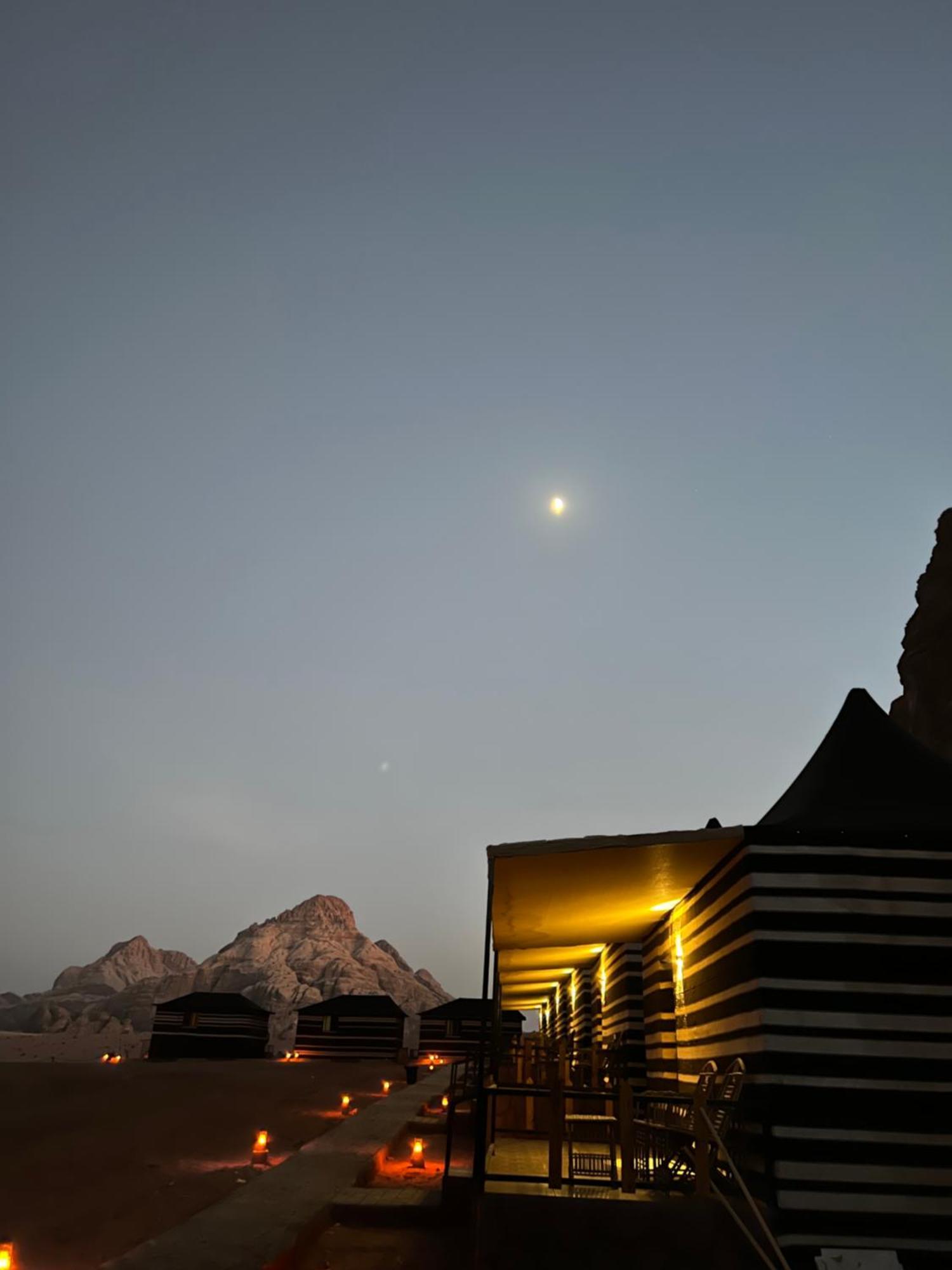 Star Camp & With Tor Hotell Wadi Rum Exteriör bild