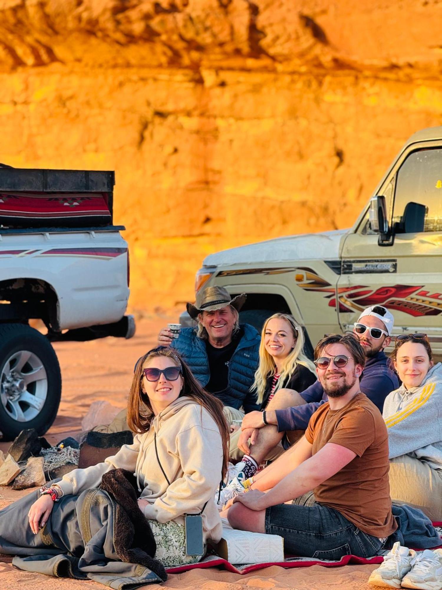 Star Camp & With Tor Hotell Wadi Rum Exteriör bild